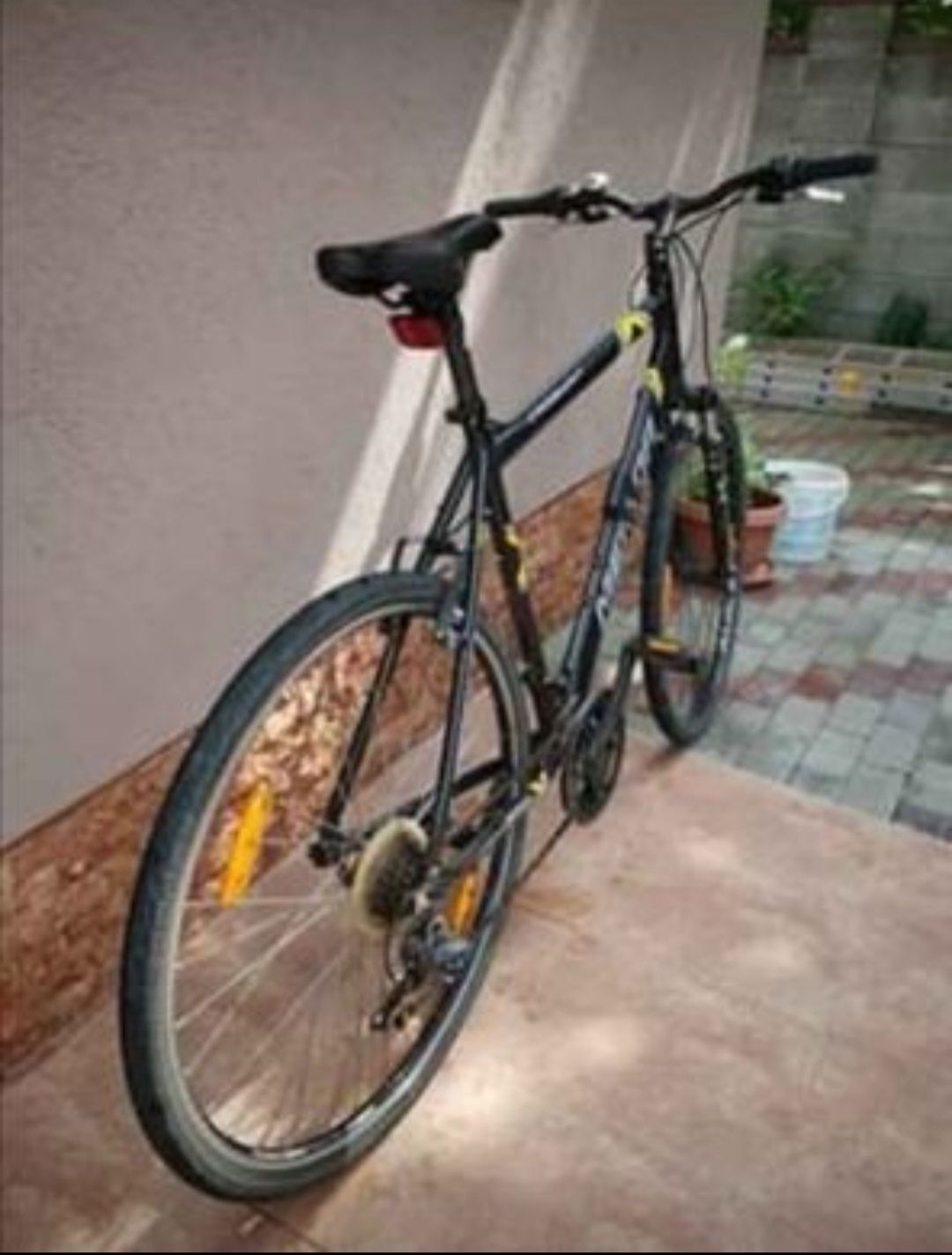 Bicicleta Merida Crosway, echipata shimano, roti pe 28, cadru 58 cm.