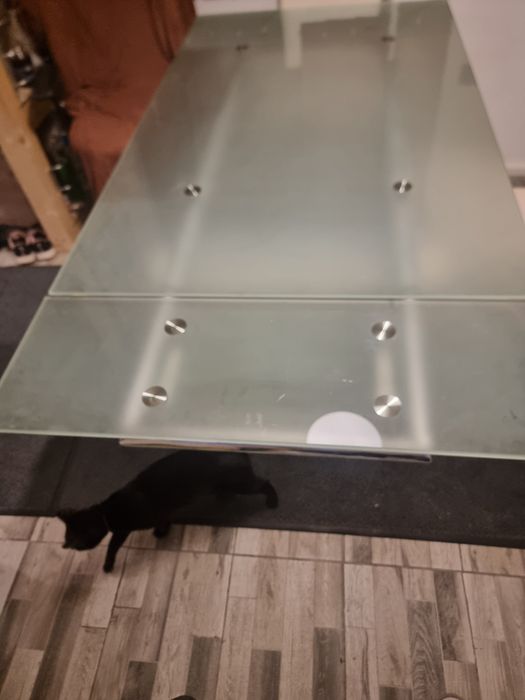 Masa 10 persoane deschisa si inchisa 8 persoane