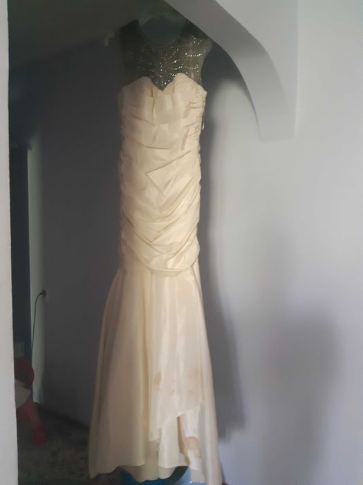 Вечернее платье для выпускного/узату