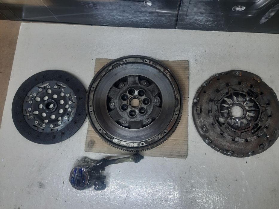 Kit ambreiaj renault megane 3 scenic 3 laguna 3  1.5dci