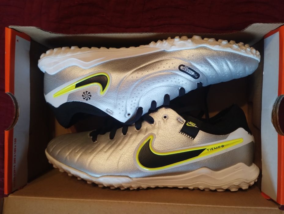 Nike Ghete de fotbal Tiempo Legend 10 PRO TF