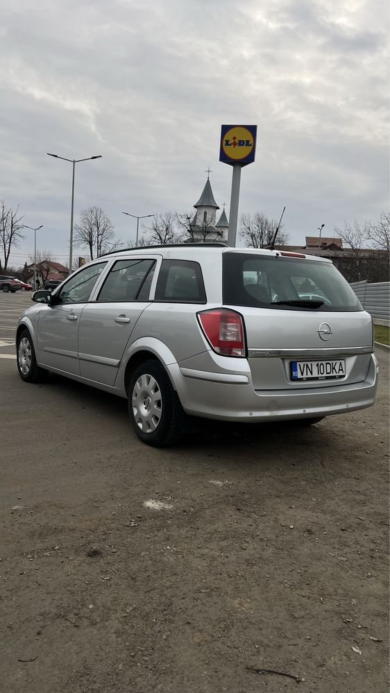 Opel astra h  caravan