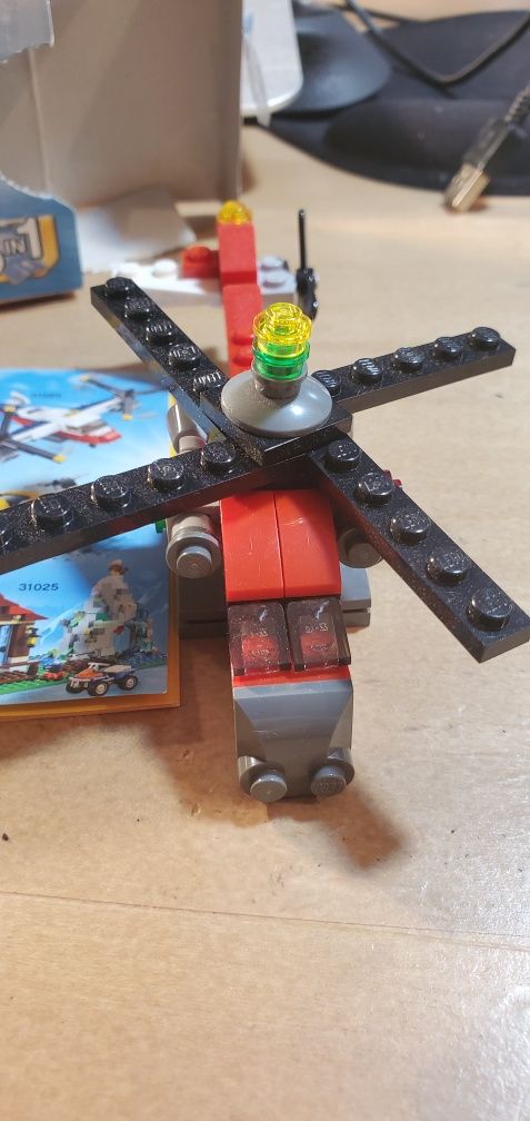 Lego Creator Elicopter 6-12 ani nr. 31013