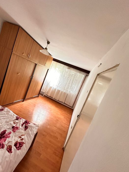 Vand apartament 2 camere