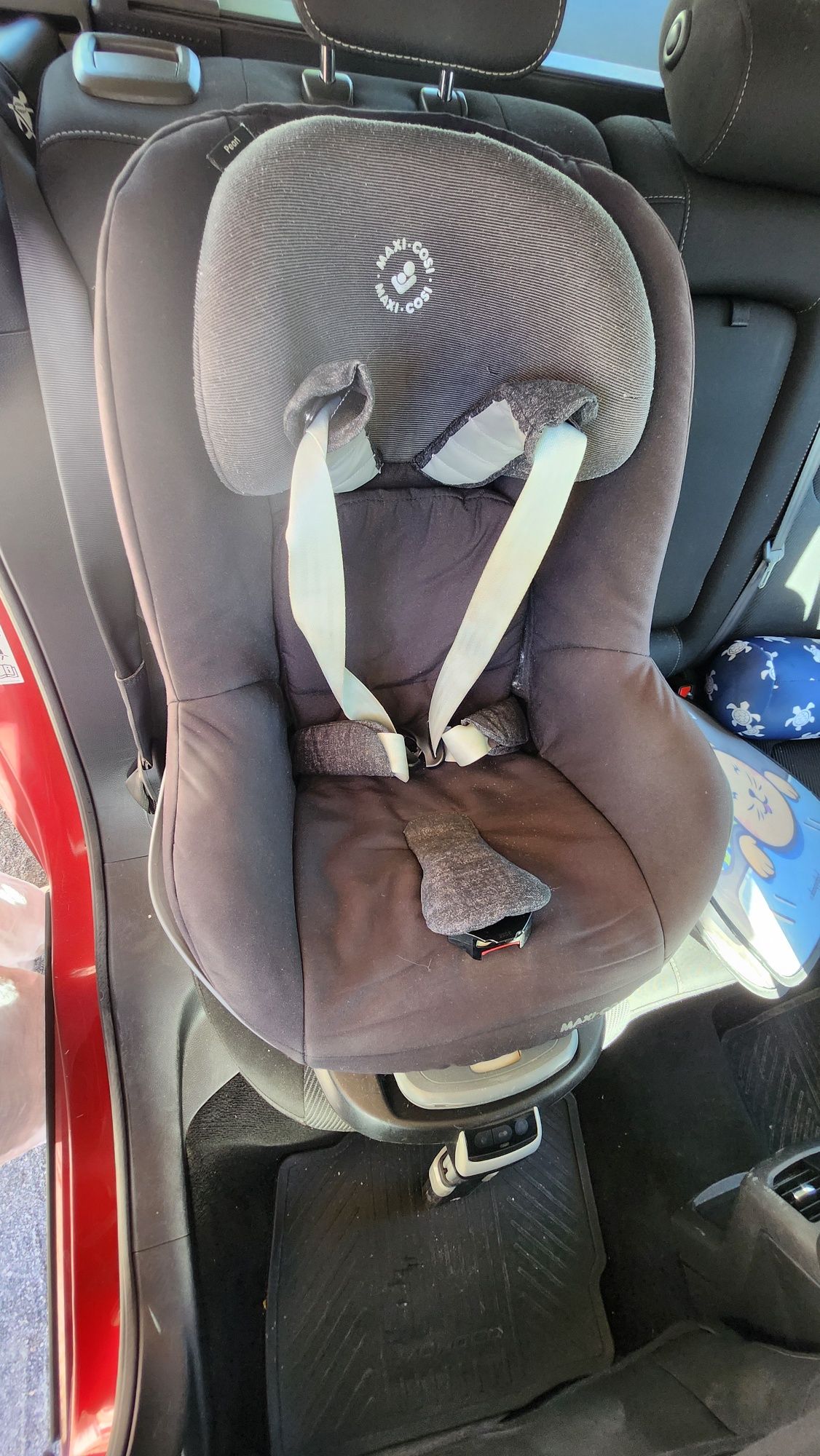 Детско столче за кола с основа Maxi Cosi Family fix 9 - 18 кг