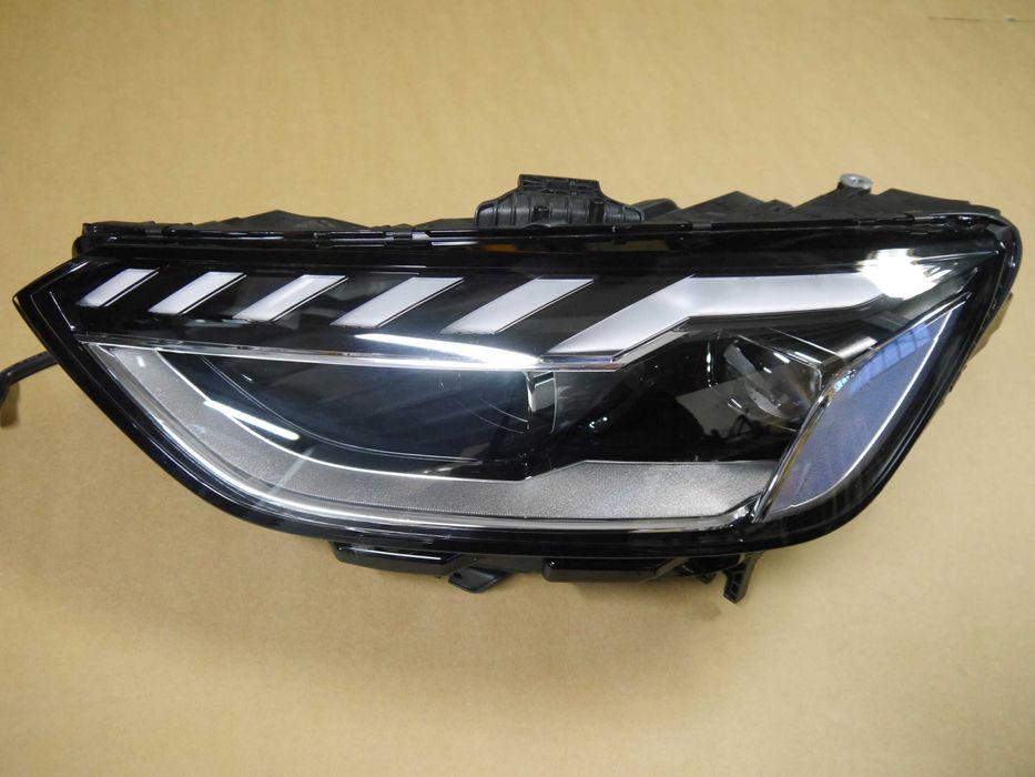 Audi A4 8W lift far full led matrix far stanga far dreapta faruri