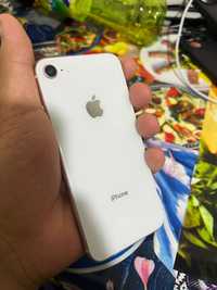 iPhone 8 sotiladi