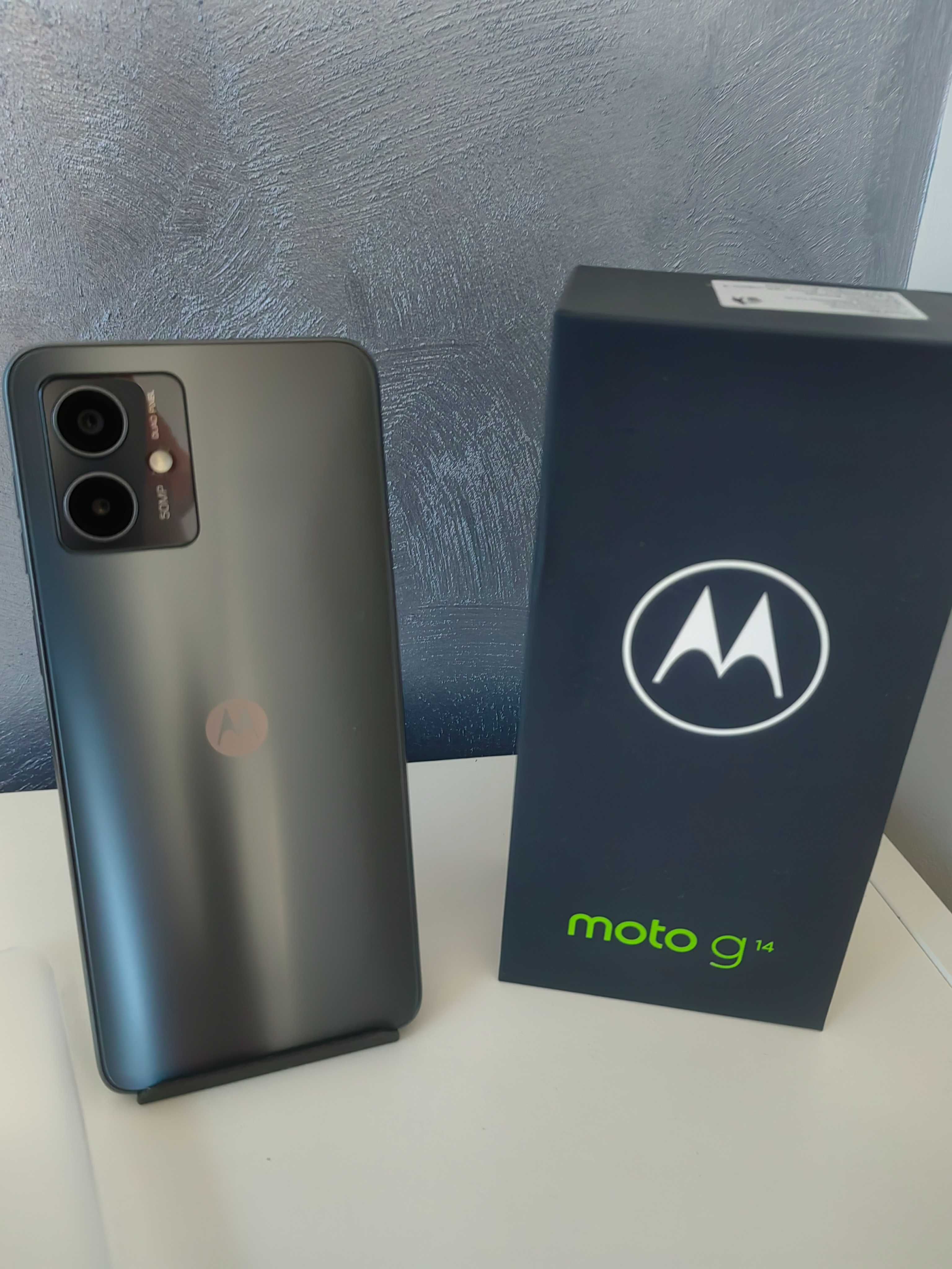 Смартфон Motorola G14
