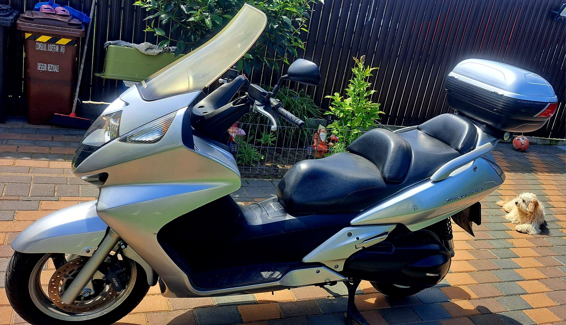 Honda Silver Wing 600