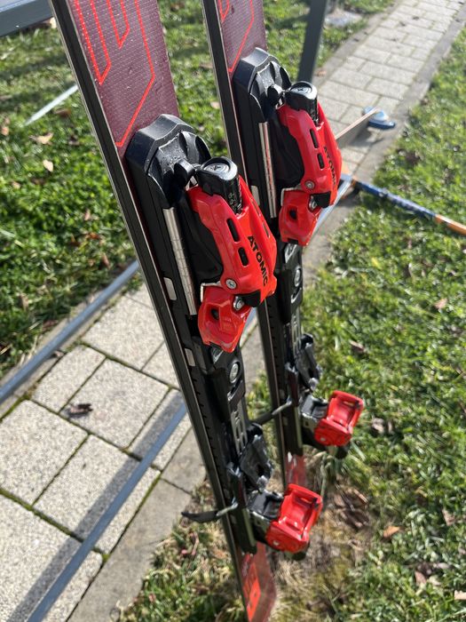 Schiuri Atomic Redster S9 FIS