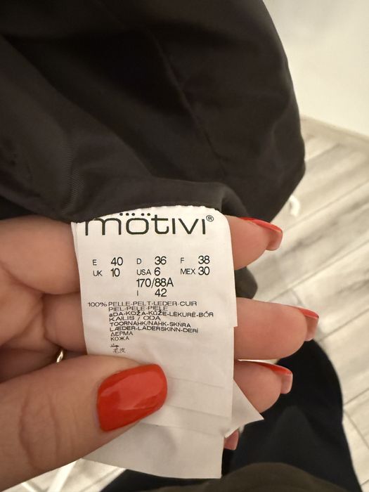 Geaca de Piele Motivi 36