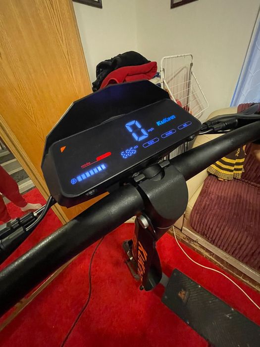 Vând sau schimb trotineta kukirin