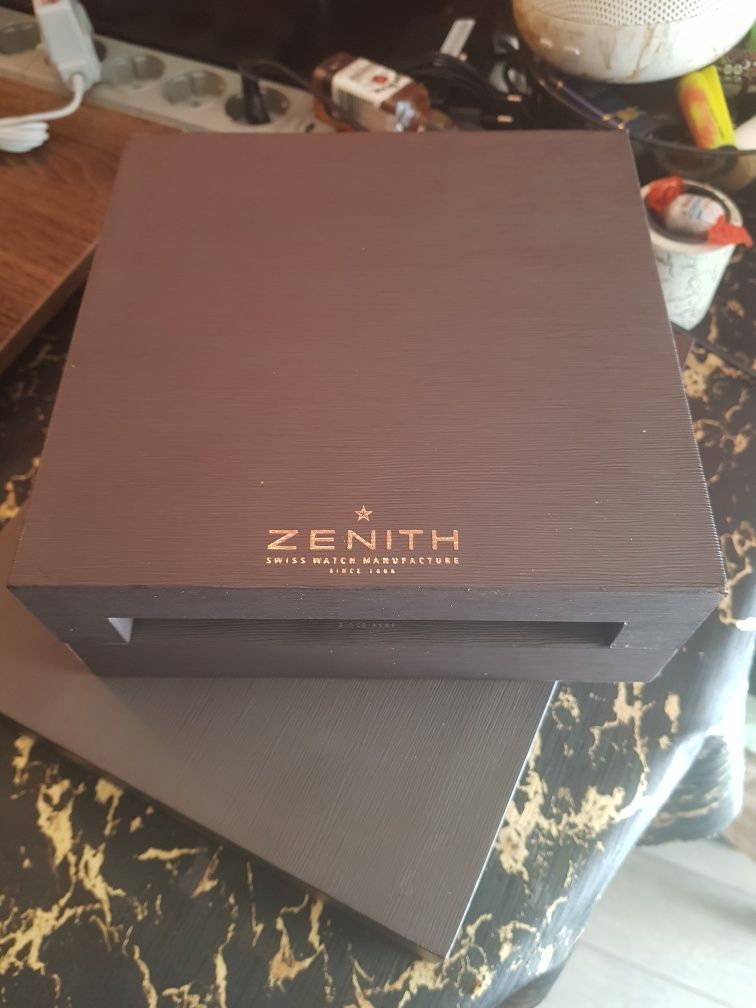 ZENITH часовник кутия