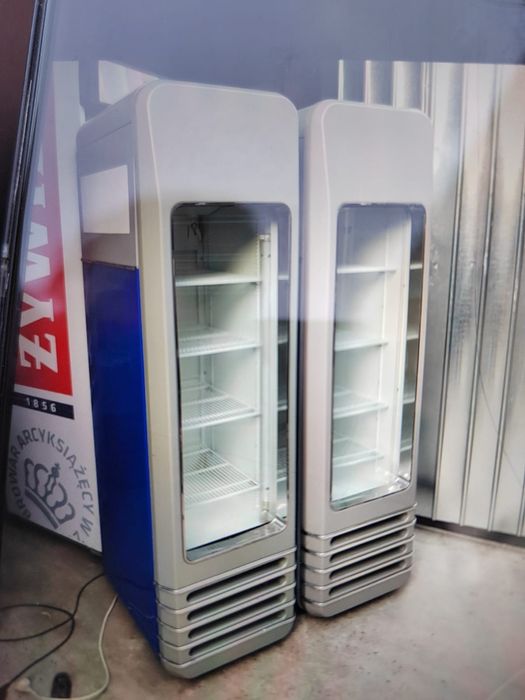 Vitrine frigorifice verticale /frigider /dozatoare /duble