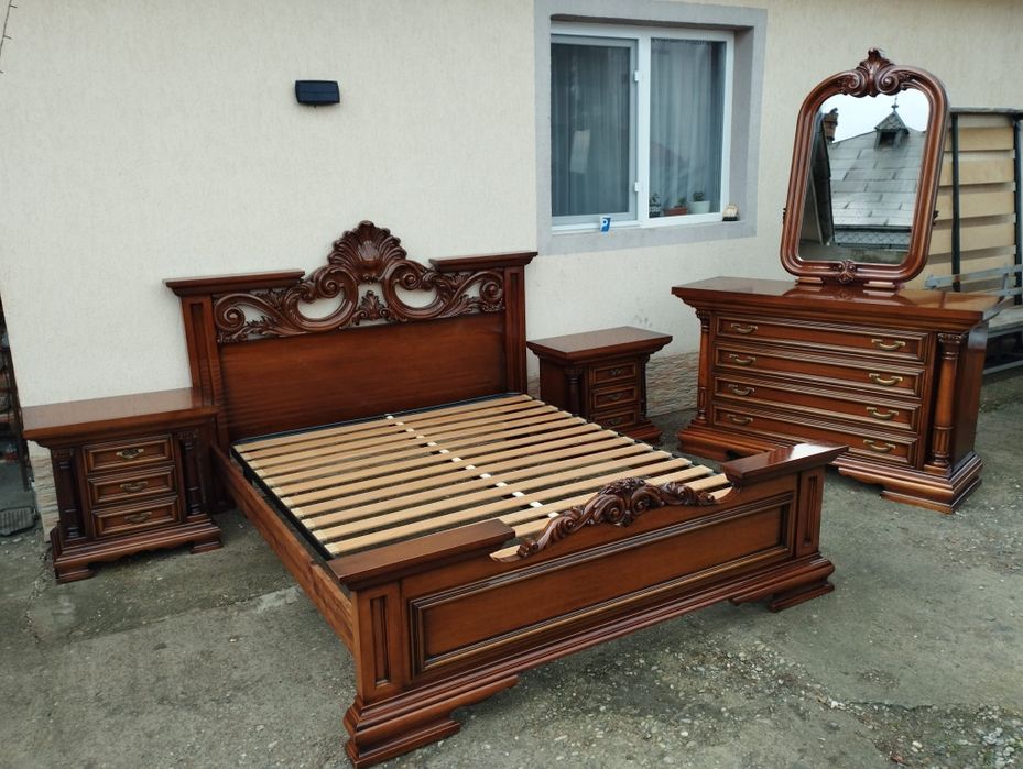 Dormitor lemn de NUC