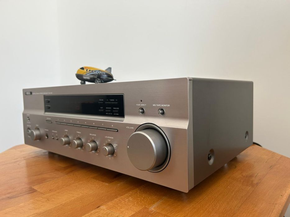 Yamaha RX-497 Hi-Fi Stereo Receiver 2x75 RMS - Calitate Audio Premium