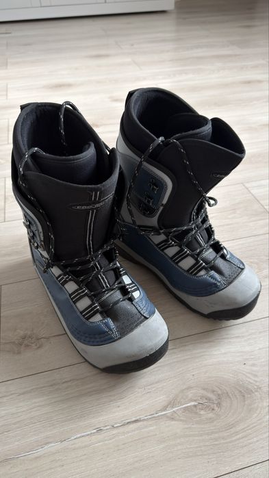 Boots Snowboard nr 44-45