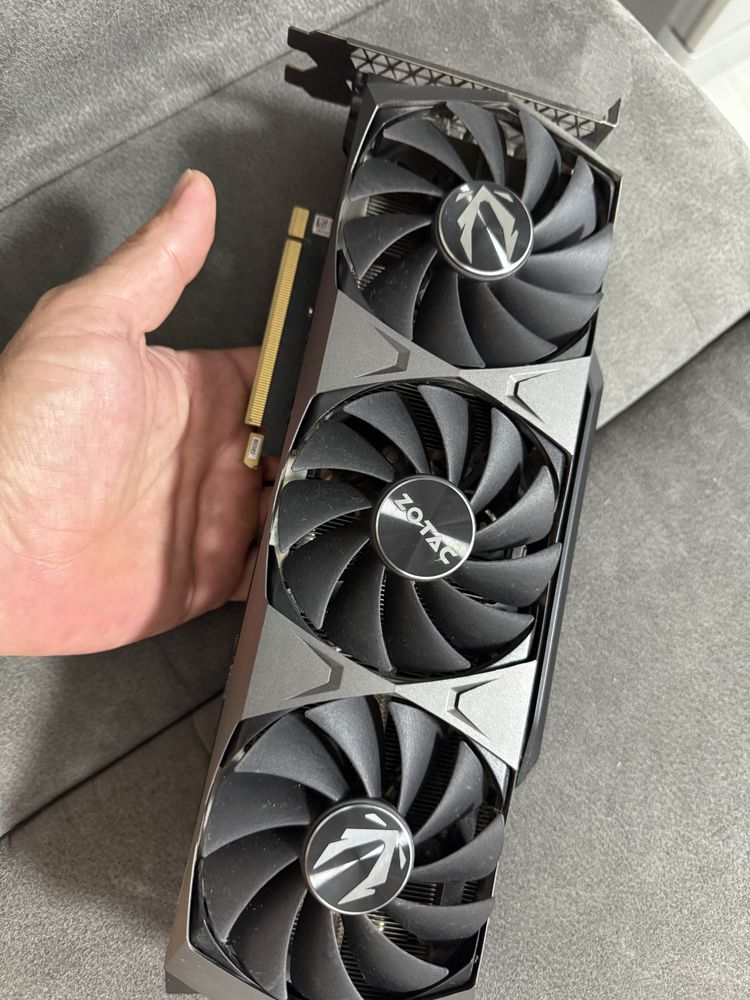 ZOTAC  GeForce RTX 3090