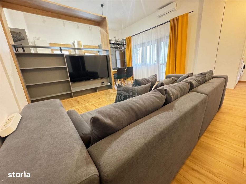 Penthouse cu 4 camere 2 balcoane si terasa 20 mp zona Doamna Stanca