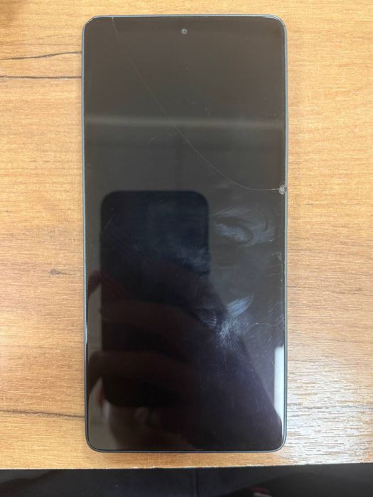 Продаю Xiaomi HyperOS