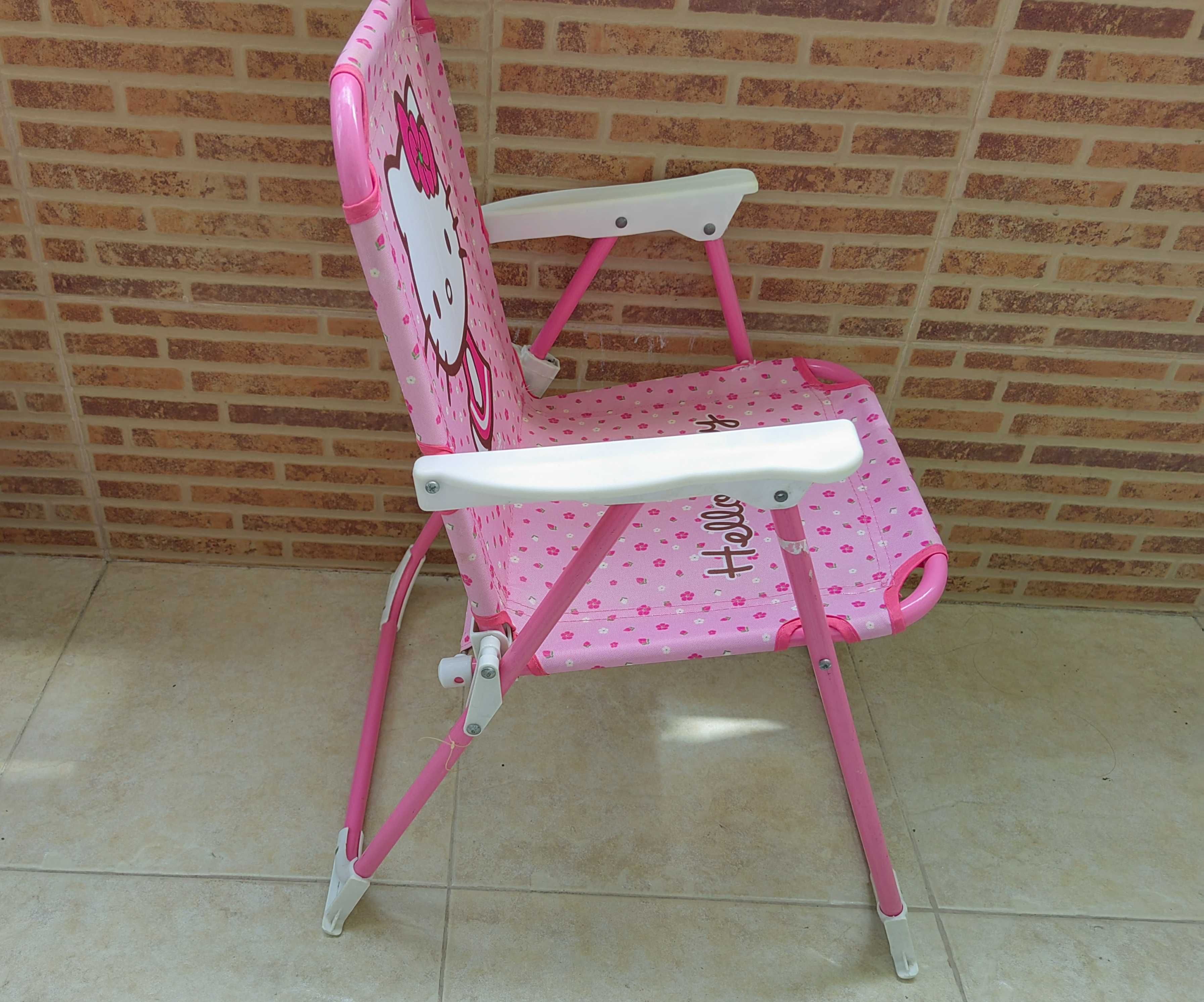 Детско столче Hello Kitty