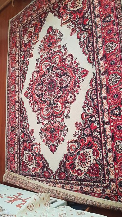 Ковер продается в хорошем состояние