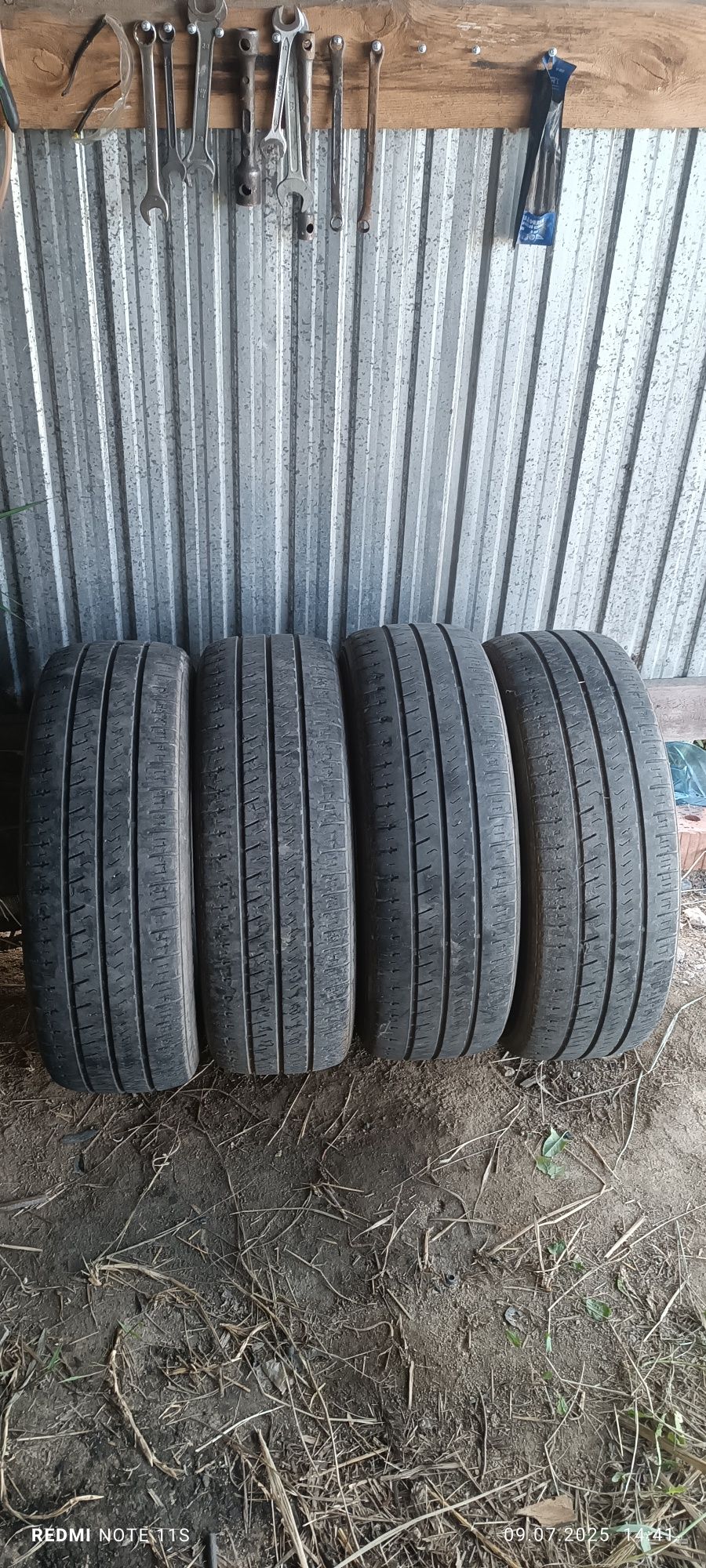 Продам летние шины