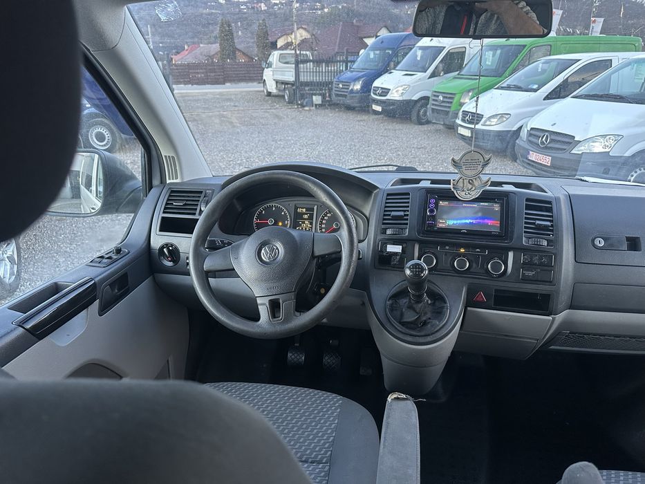 Vw Transporter t5 mixt cu 5-6 locuri nu vito