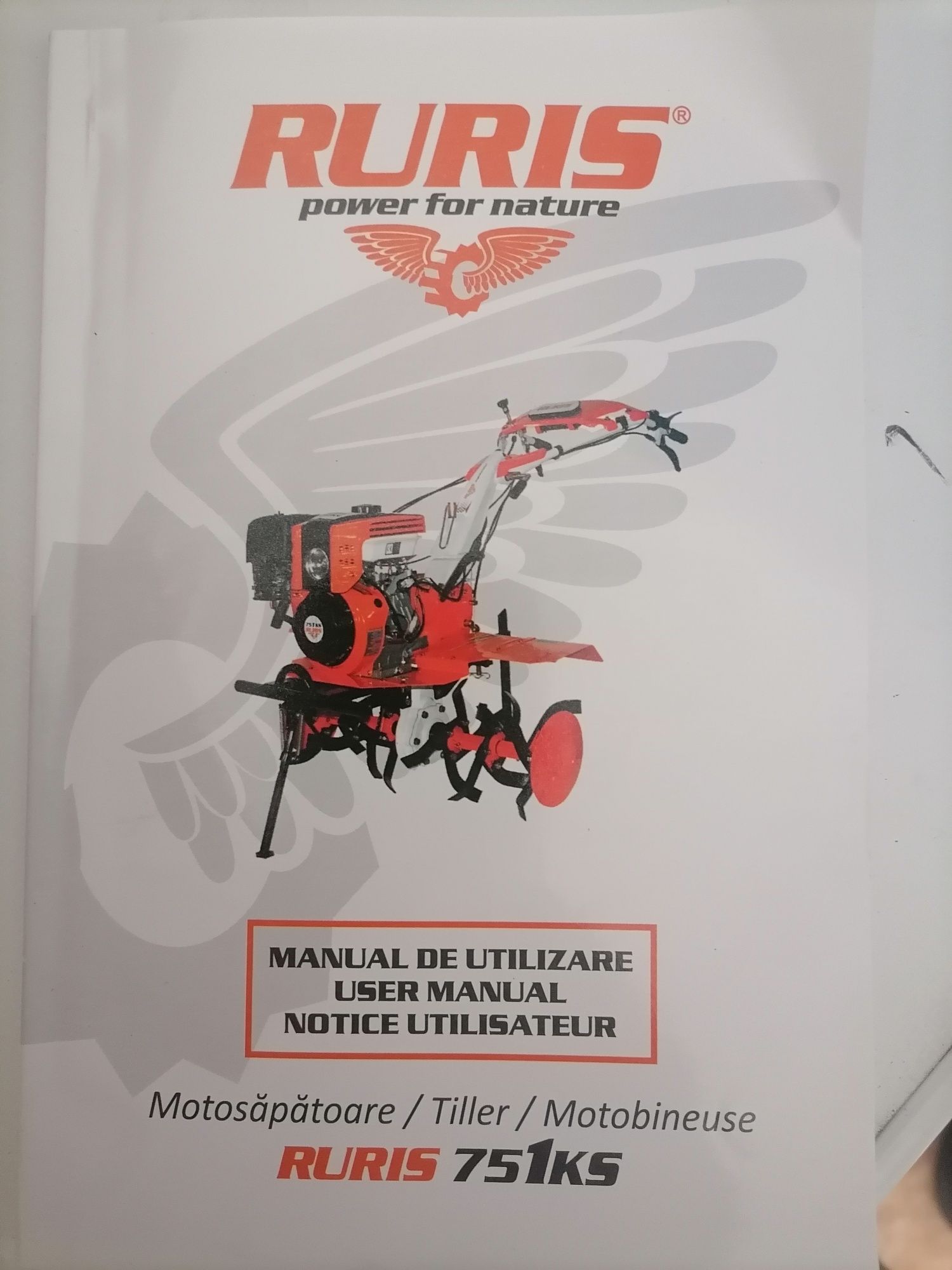 Vând motosapatoare profesionala furiș 751 ks