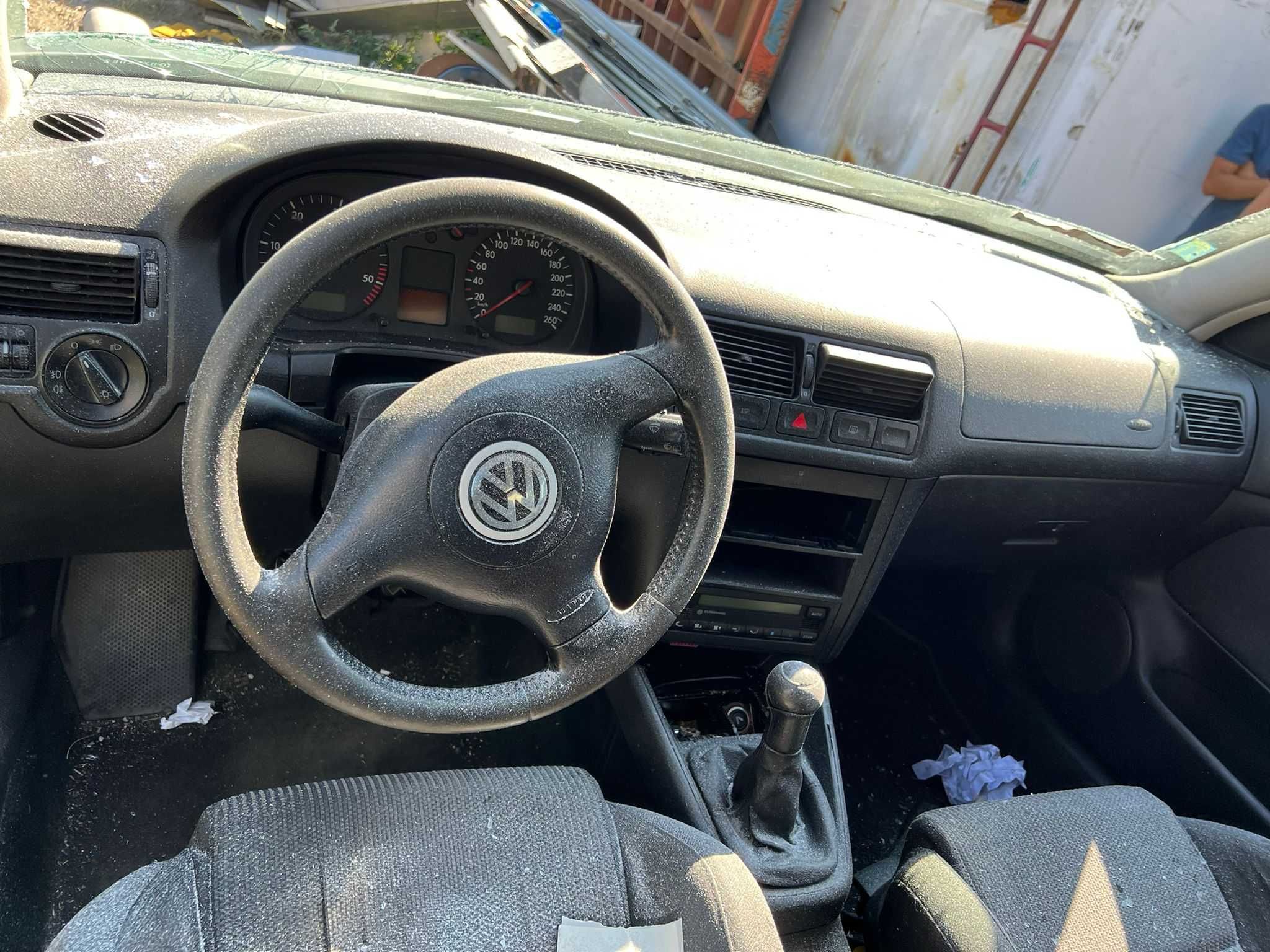 Fata completa/Dezmembrari Volkswagen Golf 4 1.9 ASZ