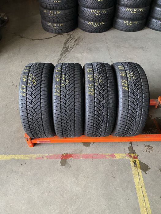 Anvelope iarna 225/45/18 Goodyear Ultra Grip RFT 225 45 18 R18