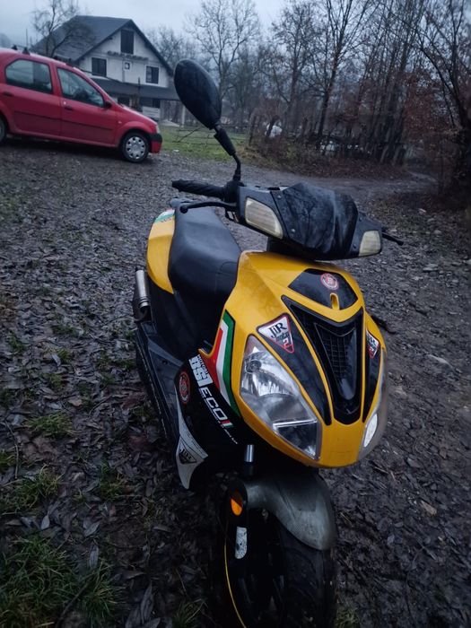 Scute JIR RACING 80cc