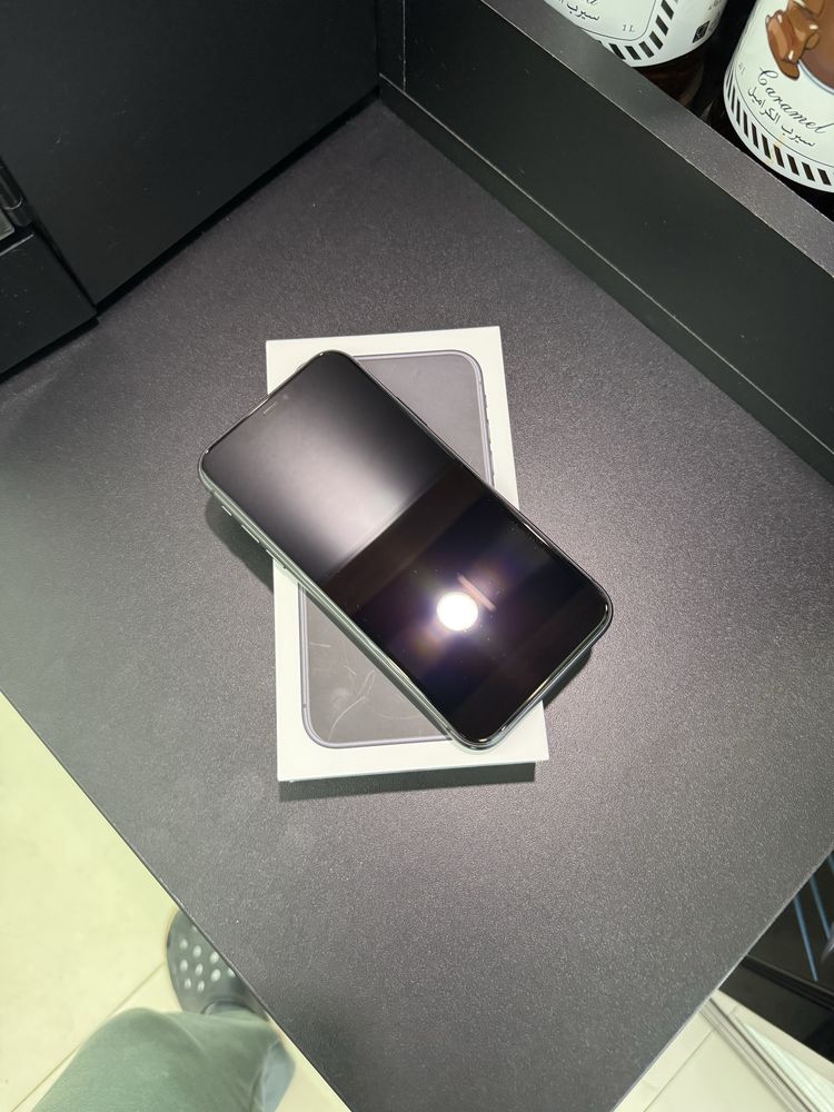 Iphone 11 128 гигов/82 акб