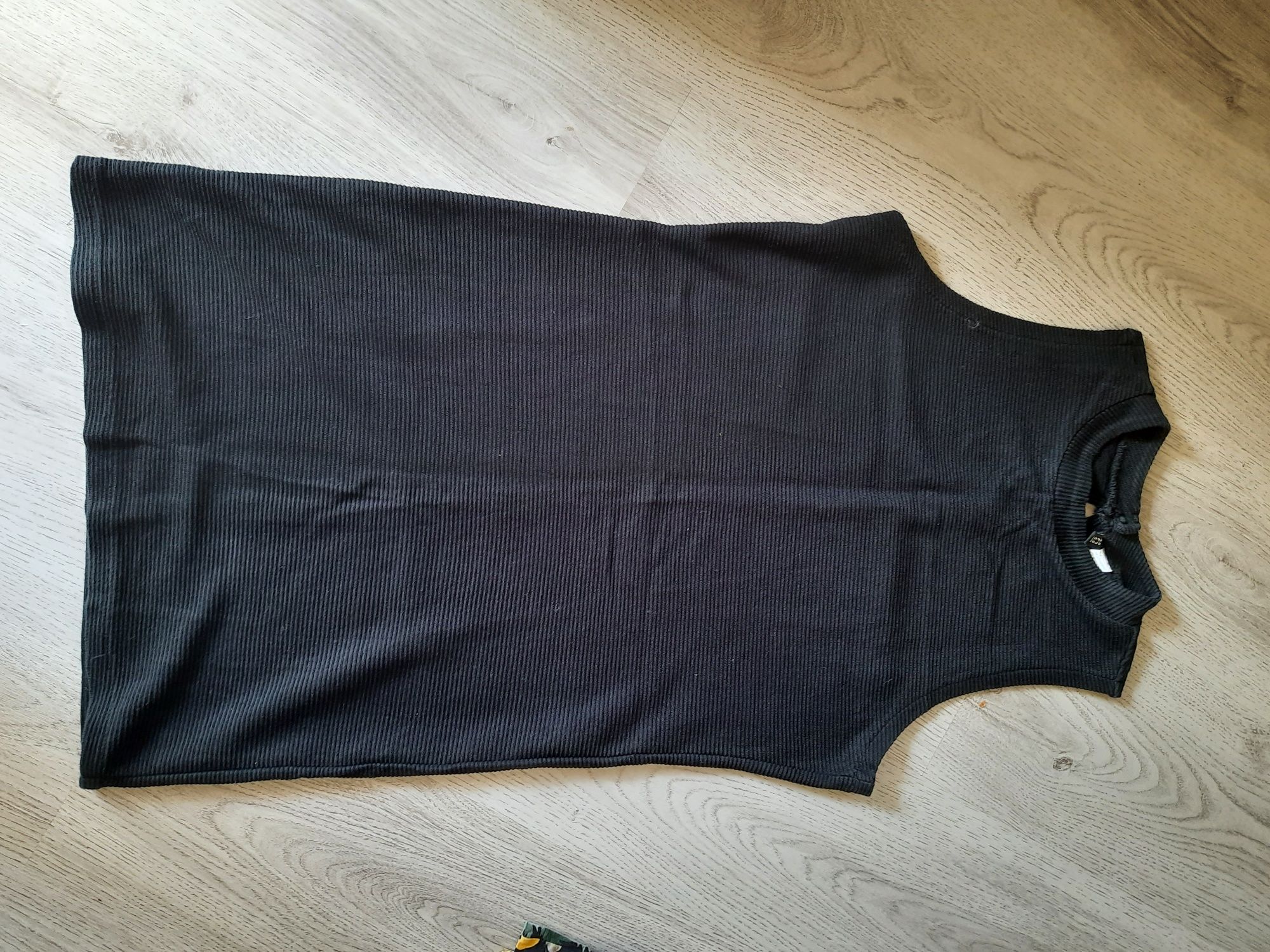 Rochii H&M, DIKA, Asos si C&A marimi s, m si L