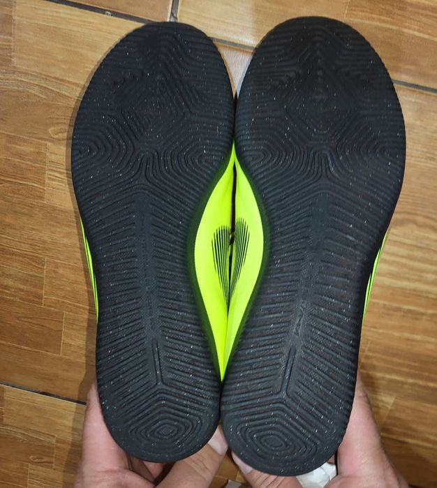 Ghete de fotbal Nike Mercurial Vapor 12 Academy