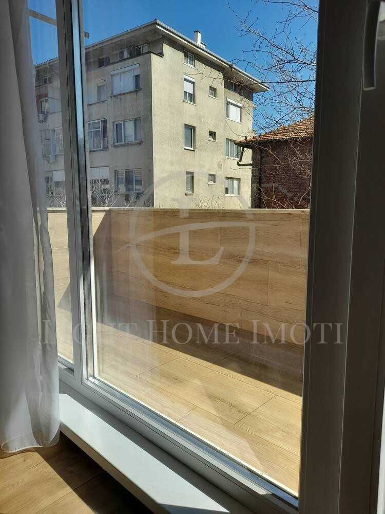 Реф. 2048 Етаж от Къща / Гребна База