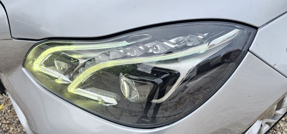 Mercedes Benz E220 CDI 170 к.с