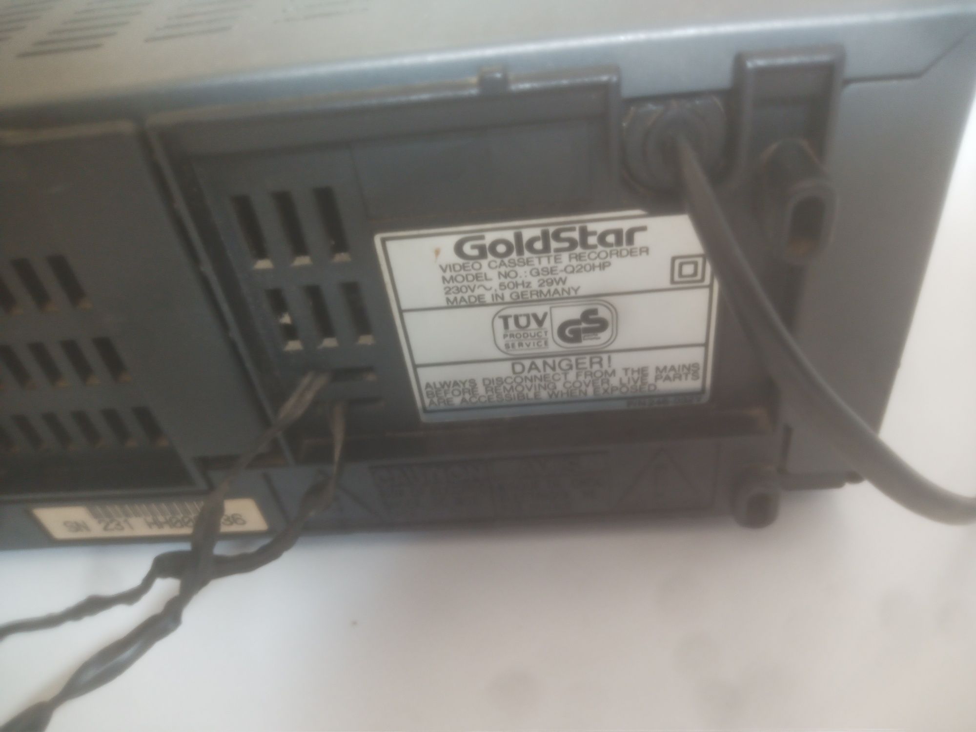 Video Goldstar model GSE Q20HP