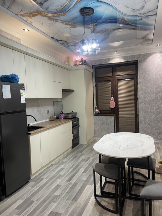 Srochna 1 ta esli xushli qiz kerak