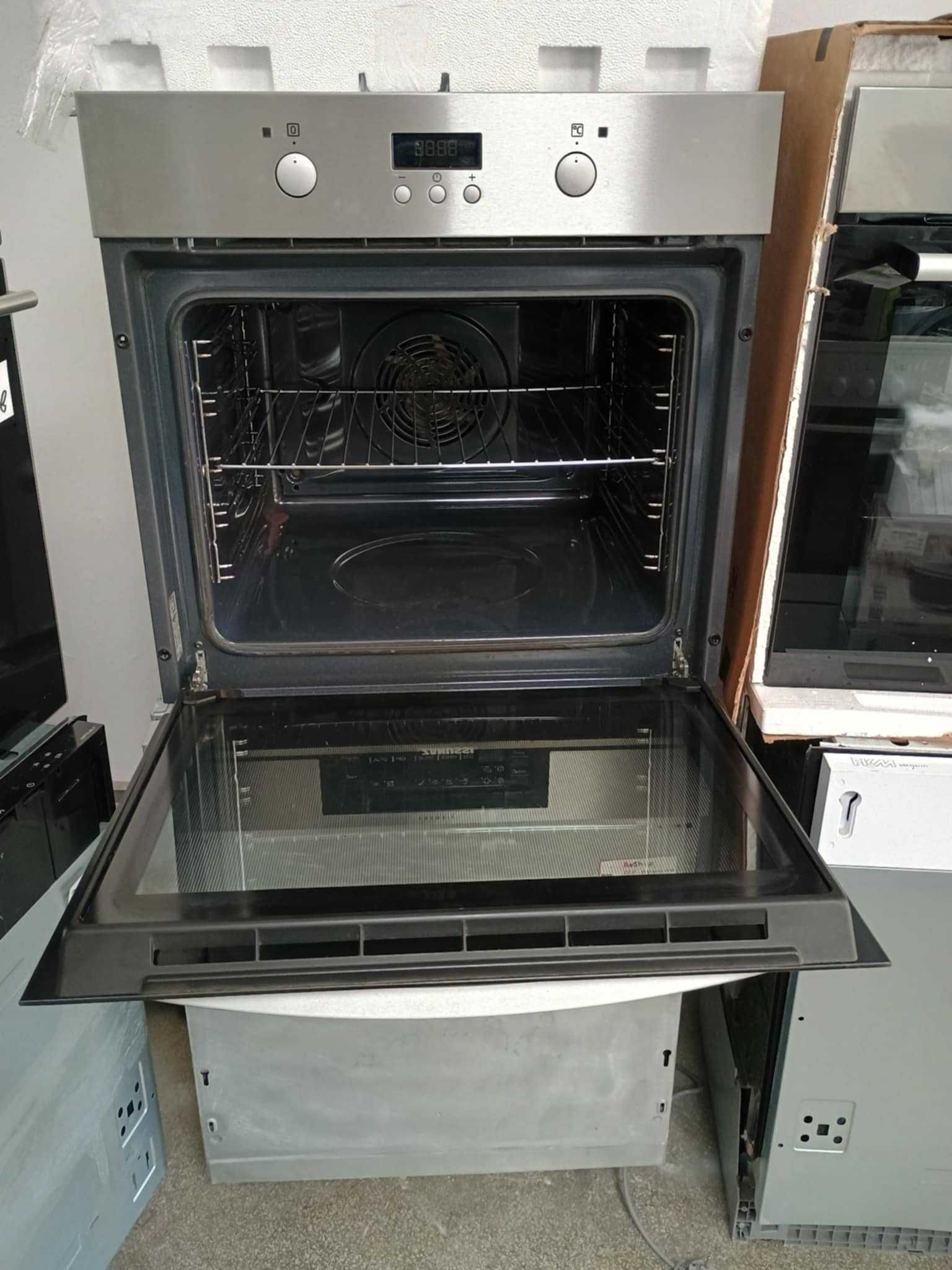 Фурна за вграждане ZАNUSSI 74л INOX-ИНОКС ZOB35602XK