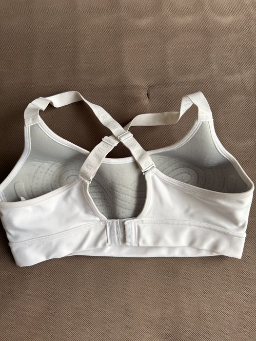 Bustieră sport Under Armour – alba - M
