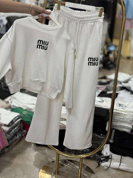 Спортни дамски комплекти с-2хл