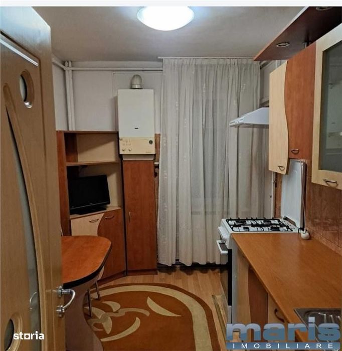 Apartament 2 camere Tudor etaj 1 + garaj langa bloc