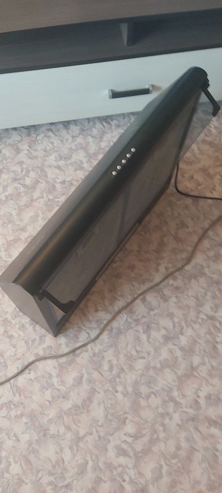 Продам вытяжку для кухни