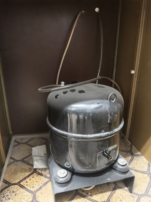 Продавам пещ за печене на керамика -  Dentamedic 500