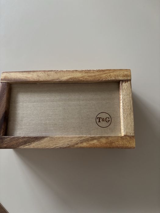 Два броя органайзери от дърво T&G