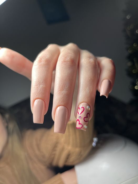 Unghii cu gel si semipermanente