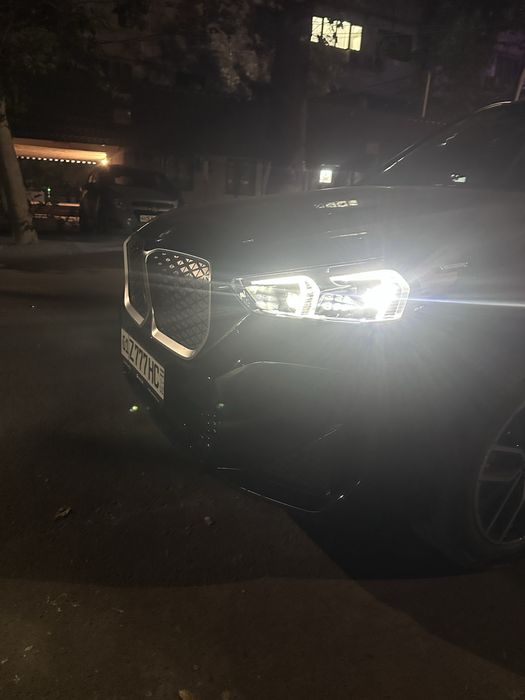 Bmw iX1 2024 yil 10000km