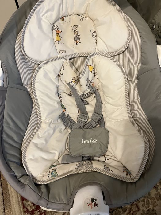 Balansoar Joie Sansa 2-în-1.