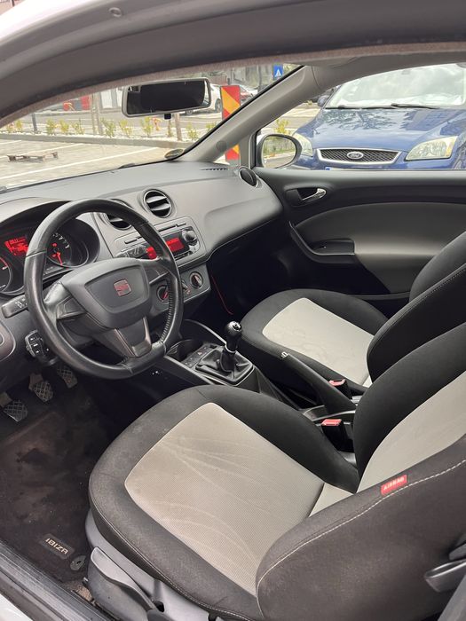 Seat ibiza 2012 Euro 5 benzina 1.2 MPI 70 cp ideala pentru oras